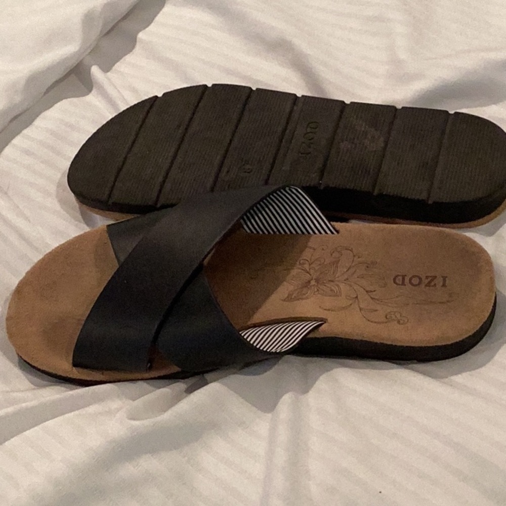 IZOD sandals